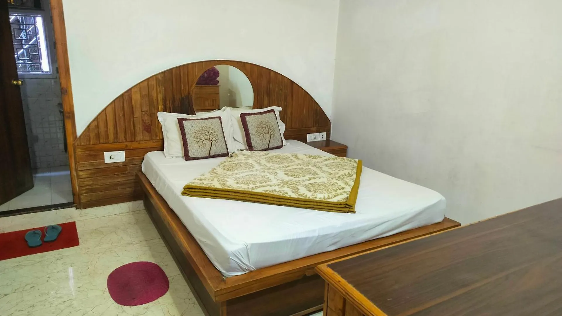 Hotel Kingsway Near Mall Road Shimla 2*,  India