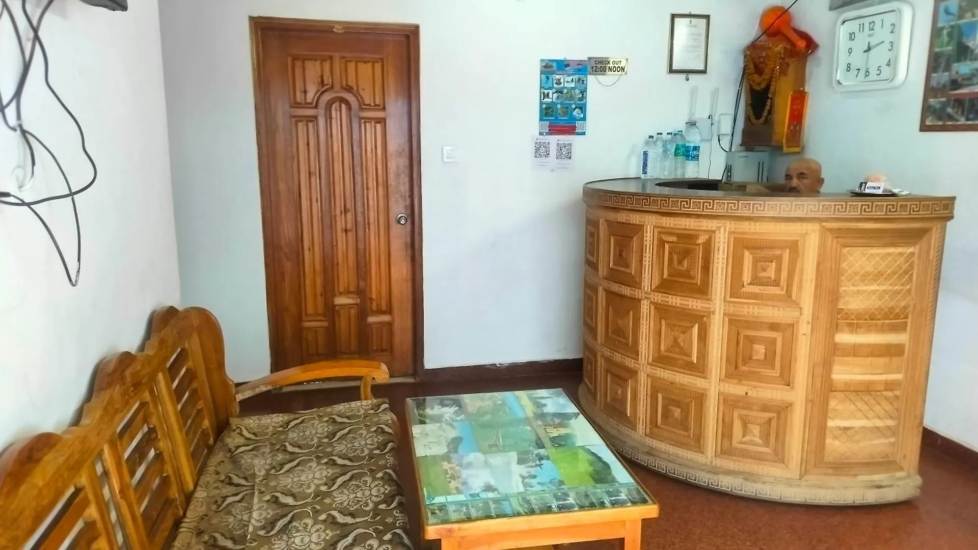 Hotel Kingsway Near Mall Road Shimla 2*,